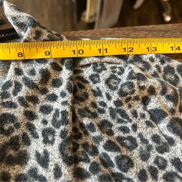 ❤️ White House Black Market Animal Print Cardigan XS - Picture 7 of 12